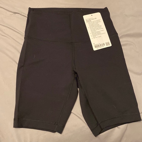 Lulu lemon bike shorts - Picture 2 of 2